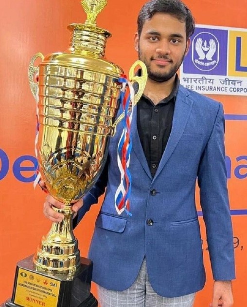 Arjun Erigaisi after winning 19th Delhi Open 2022