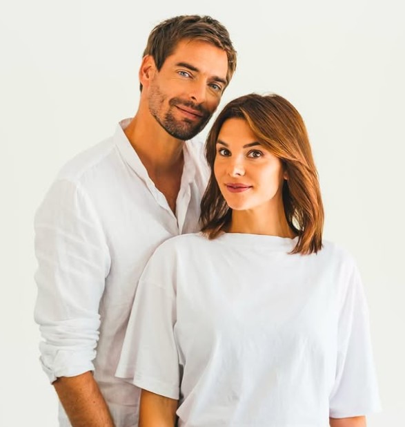 Camille Lacourt with his wife Alice Detollenaere