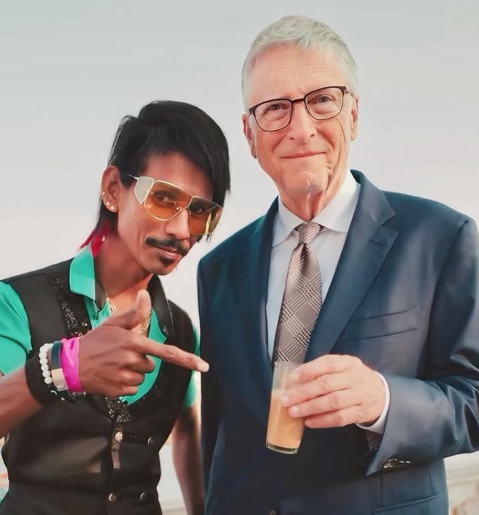 Dolly Chaiwala with Bill Gates