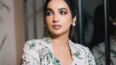 Kanika Dhillon
