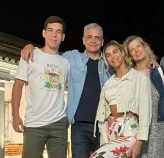 Magali Benejam with her family