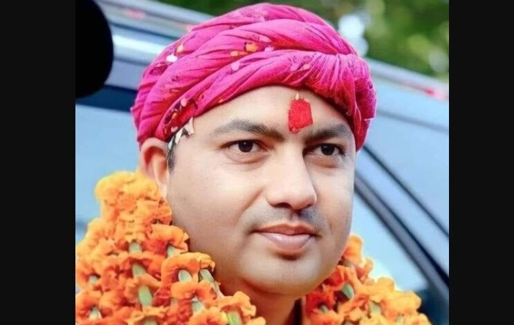 Mahant Shri Omendra Maharaj