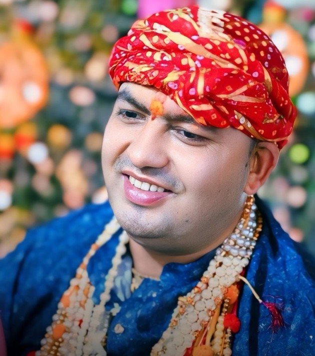 Mahant Shri Omendra Maharaj wiki
