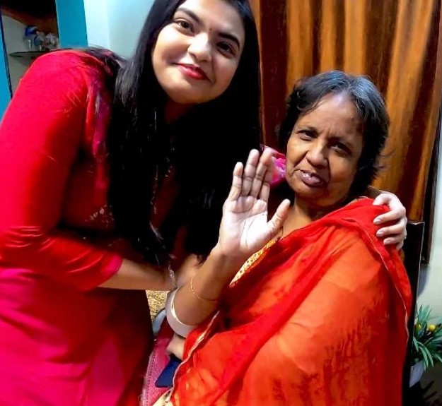 Marina Abraham with her mom