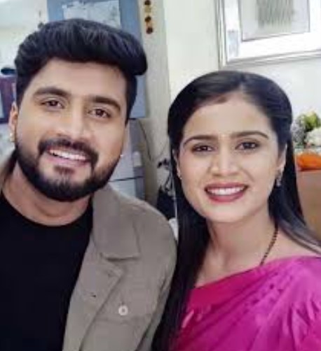 Nikhil Maliyakkal with Kavya