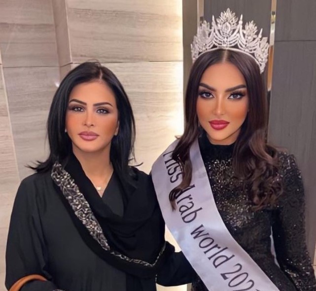 Rumy Alqahtani with her mother