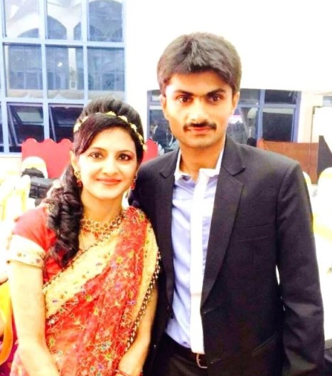 Suhas Lalinakere Yathiraj with his wife
