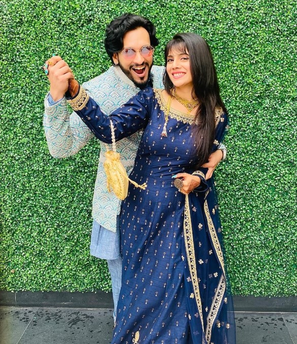 Ojaswi Aroraa with her husband