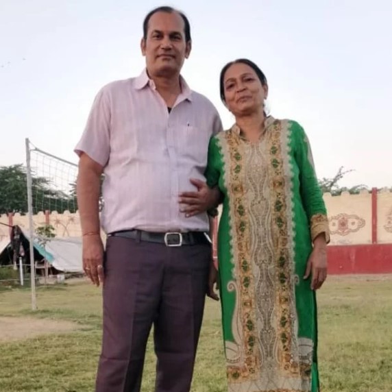 Rushali Yadav's parents