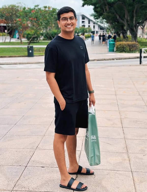 Vrishank Khanal height