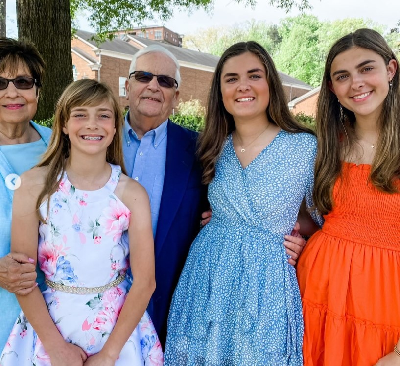 Christi Paul's parents and daughters