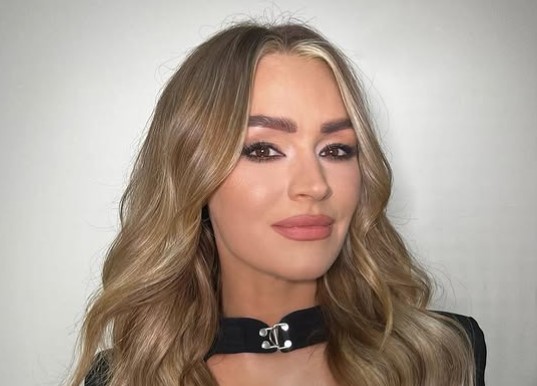 Laura Woods