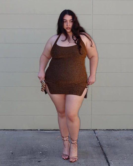 Nadia Aboulhosn height