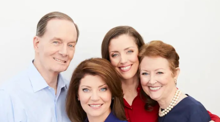 Norah O’Donnell with her parents and sister