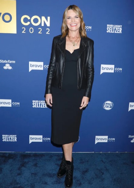 Savannah Guthrie height