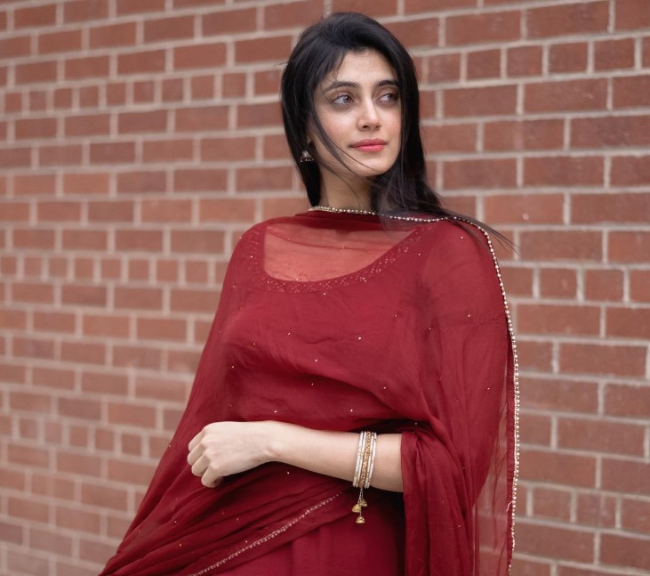Esha Katyal bio