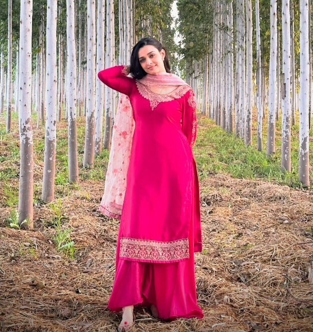 Janvir Kaur height