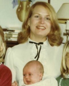 Sandra Smith Fox News, Husband, Age, Net Worth, Wiki, Salary, Height