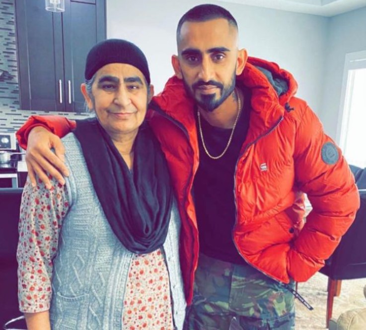 Sultaan Dhillon with his mom