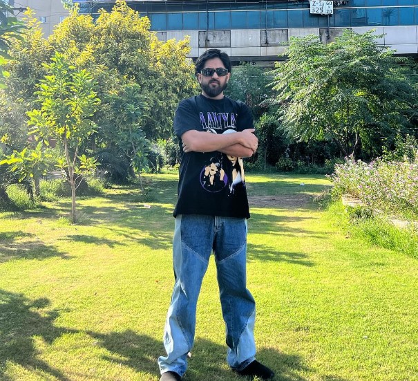 Talal Qureshi height