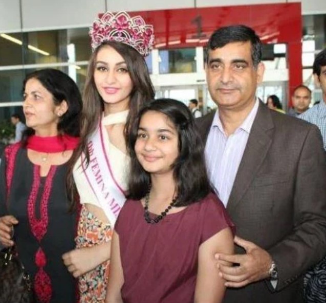 Aditi Arya with her family