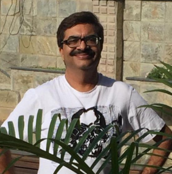Agriya Bhatia's father