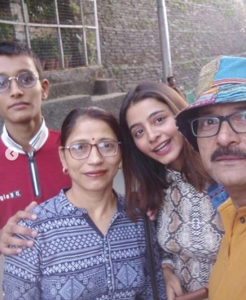Bhoomika Vasishth with her family