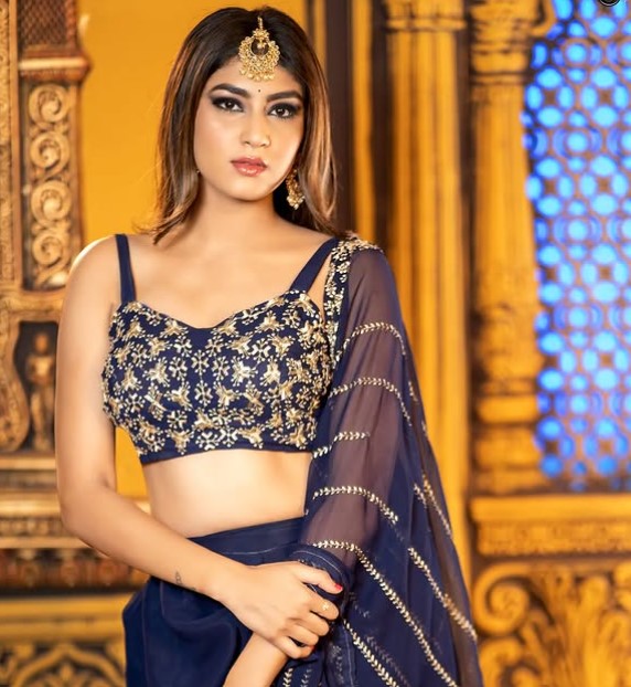 Divya Suresh wiki