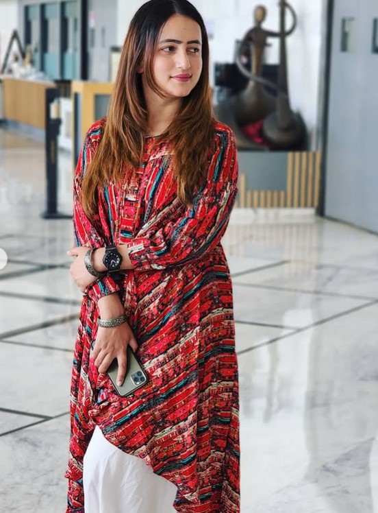 Jyotika Dilaik height