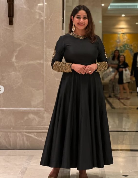 Pratibha Singh Baghel height