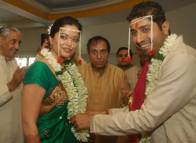 Siddharth Sabharwal and his wife's wedding image