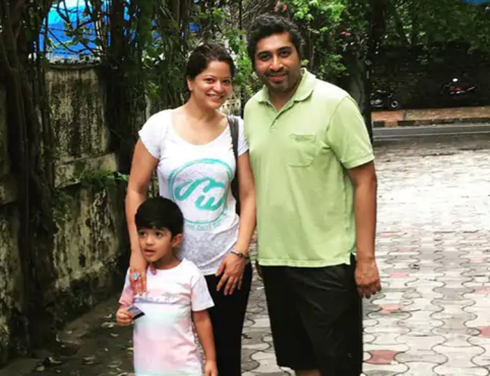 Siddharth Sabharwal with his wife and son