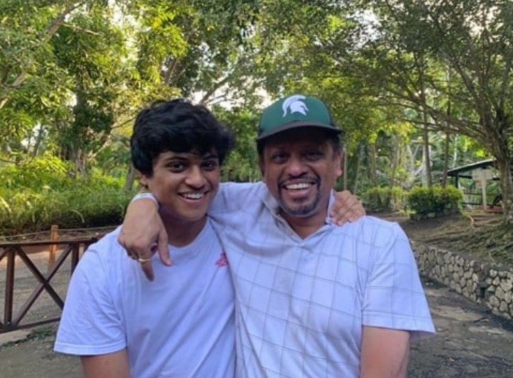 Vaidehi Dongre's father and brother