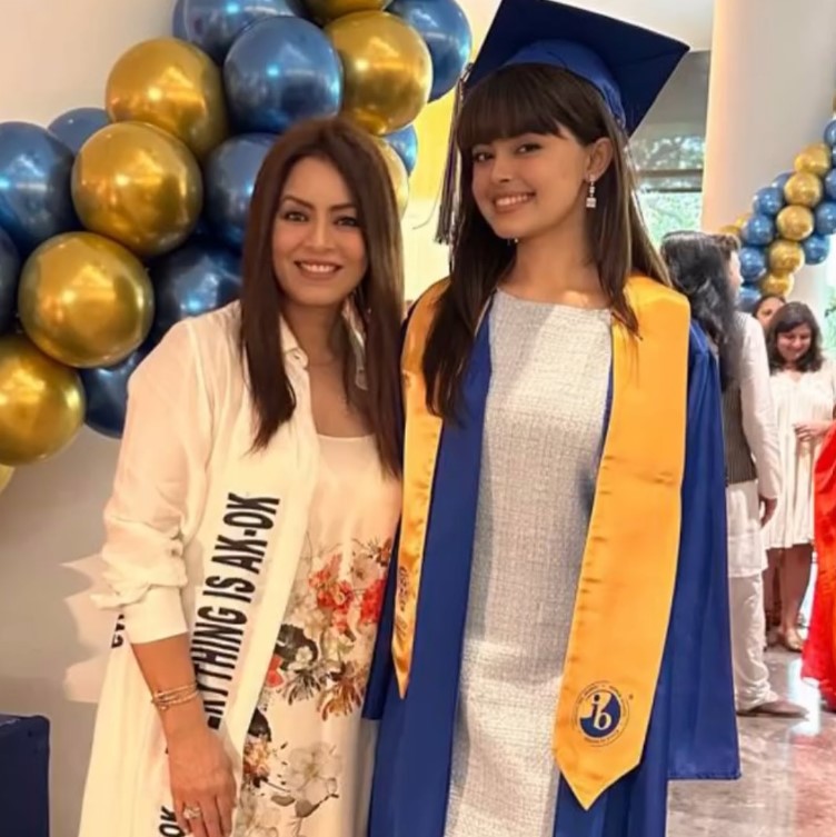 Aryana Chaudhry and her mother