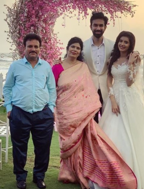 Charu Asopa with her parents and ex-husband