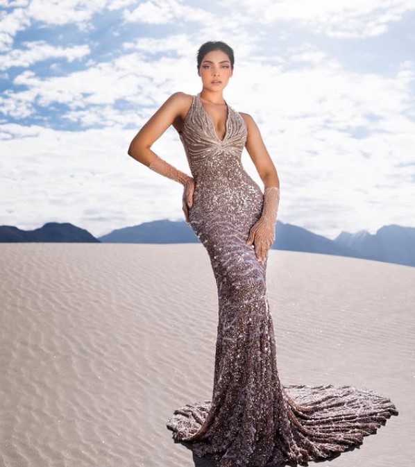 Divita Rai height