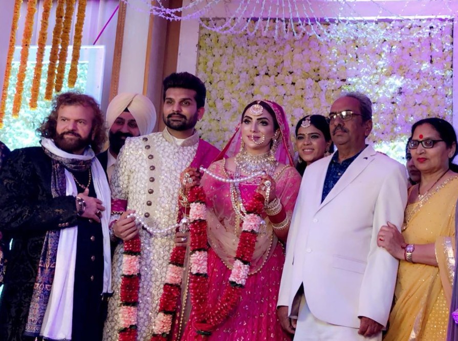 Mansi Sharma with her family