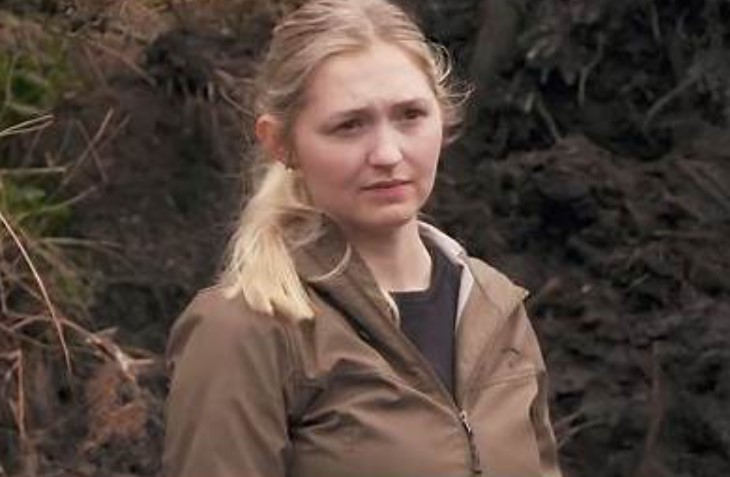 Miriam Amirault bio