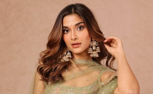 Saiee Manjrekar