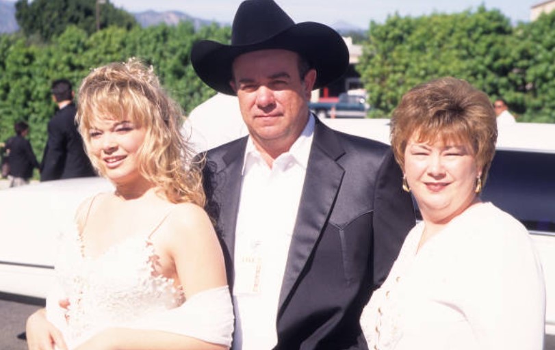 Wilbur Rimes with his ex-wife and daughter