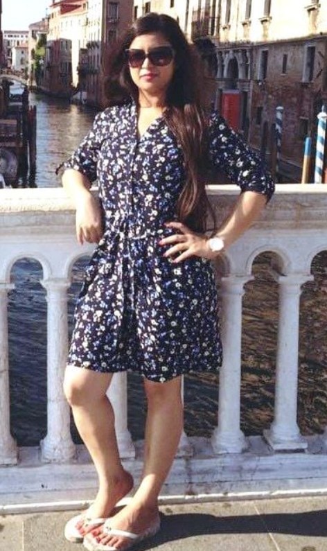Anubhuti Chauhan height