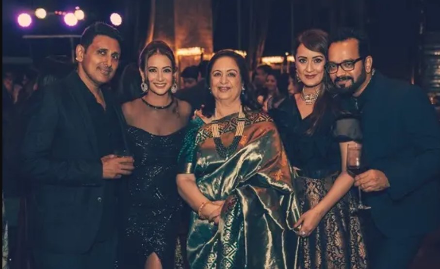Deepa Jhangiani with her family