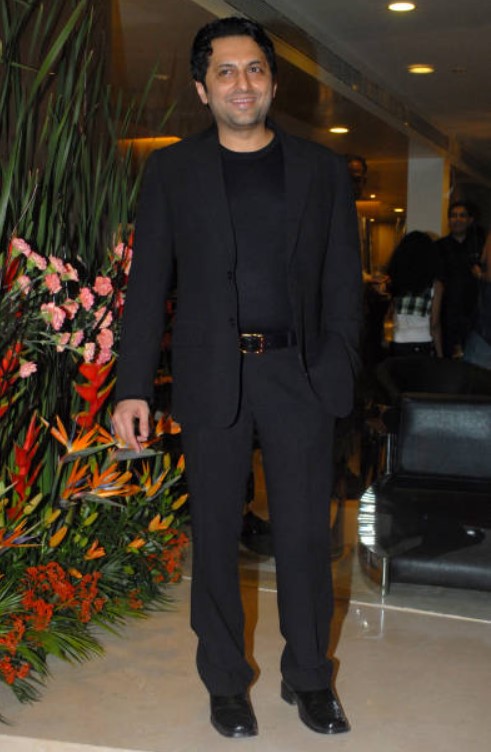 Farhan Furniturewala height