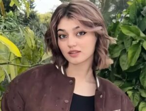 Imsha Rehman Biography, Age, Boyfriend, Family, Affairs and More