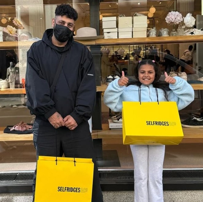 Jessemy Grace Masih Singh and her dad Badshah