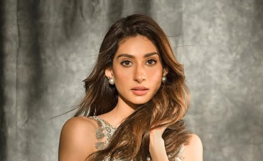 Paloma Thakeria Dhillon Wiki, Age, Parents, Siblings, Height, Family ...