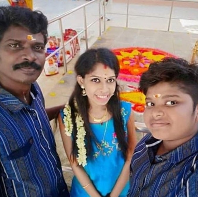 Renu Sudhi with her husband and son Rahul