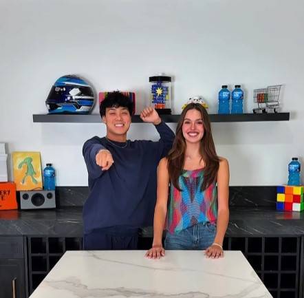 Jojo Sim with his girlfriend