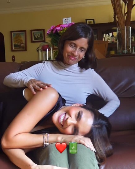 Adriana Pena with her mother