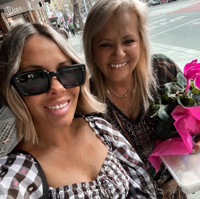 Amy Griffiths with her mom